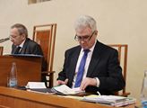Milan Štěch nabádá ČSSD k jasnému kroku: Zeman už zašel příliš daleko