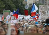 Protesty v Česku? Je jasné, jak to je, dal Eduard Chmelár na stůl vážná fakta