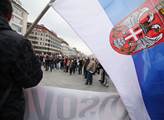 Na Václavském náměstí proběhl protest proti poruše...