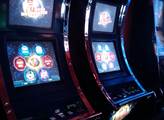 Občané proti hazardu: Provozovatelé hazardu využívají špatné finanční kondice měst a obcí