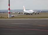 Přílet čínského prezidenta Si Ťin-pchinga na letiš...