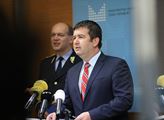Ministr Hamáček předával moravskoslezským hasičům medaile za věrnost