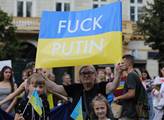 Mítink na podporu Ukrajiny proti ruské agresi na V...
