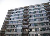 Bureš (KSČM): Nájemní bydlení sníží nezaměstnanost. Možná už tolik nebude „moderní“ být single