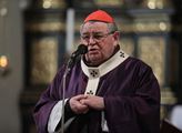 Apel na papeže neuspěl. Kardinál Duka bude pokračovat ve funkci