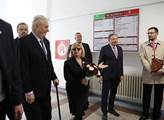 Prezident Miloš Zeman se setkal se studenty VŠFS. ...