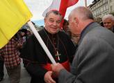 Pražský arcibiskup Dominik Duka promluvil při příl...