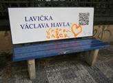 Václav Havel bude mít další lavičku. Tentokrát v Plzni