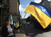 Demonstrace před Strakovou akademií na podporu Ukr...