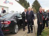Prezident Miloš Zeman navštívil pilotní školu Fair...