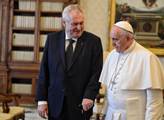 FOTO Zeman s manželkou a českou delegací na návštěvě Vatikánu