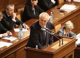 Prezident Zeman: Jste přisáti na struky rozpočtových zdrojů a sajete a sajete...