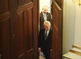 Do sněmovny přichází prezident Miloš Zeman