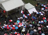 „Benešová Marie mé zločiny zakryje“. Tisíce lidí v centru Prahy opět protestovaly proti Babišovi kvůli ohrožení justice