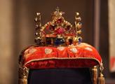 Zeman, Sobotka, Duka a další klíčníci se domluvili: Příští rok bude vystavena svatováclavská koruna 
