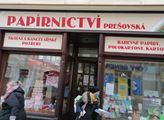 „Chtějí zničit maloobchod! Prodávají s*ačky...“ Pikantní slova u několika otevřených obchodů v Plzni