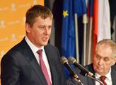 Noví místopředsedové ČSSD: Uspěli Maláčová i Petříček