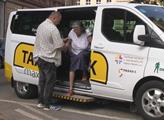Praha 5: Taxík Maxík přepravuje seniory již šest let