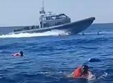 Zrovna chtěli loď na 500 migrantů! Itálie šlápla na neziskovku: Počítače, telefony, zabaveno
