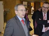 Kubera: Zeman musí ministrem jmenovat i Ferdu Mravence