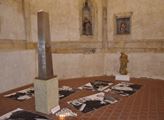 Obelisk pravdy a lásky v chomutovském kostele sv. ...