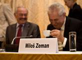 Prezidentský kandidát Miloš Zeman se vyjádřil prot...