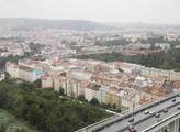 Praha vypíše tendr na auta pro strážníky a magistrát