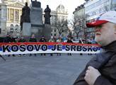 Protest proti odtržení Kosova Srbsku. Přišli i fot...