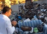 Kam se hrabe Slunečná. Čtyřminutové video zachycující odpadky v Kalábrii postavilo internet vzhůru nohama