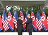 První den summitu v Hanoji: Trump označil schůzku za skvělou, Kim slíbil velké výsledky