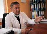 Exsenátor Vladimír Dryml: Nemocnice nesouhlasí s odbory
