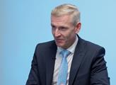 „Prase Hraba“. A ještě sprostější slova. Senátor reaguje na „výkvět žurnalistiky“
