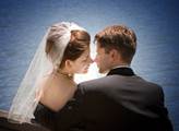Ne svazek dvou manželů, ale jen muže a ženy. Rumuni budou v referendu rozhodovat o nové definici manželství
