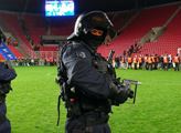 Policista promluvil o migrační krizi: Co se dělo kolem Sobotky a TV o tom mlčela