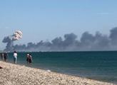 Exploze na ruské letecké základně na Krymu. Toto hlásí sociální sítě