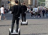 Praha zahajuje informační kampaň k omezení provozu vozítek segway   