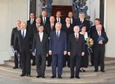 Ministři opouštěli Rusnokův kabinet s dluhy