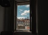 Marian Kechlibar: O úzkých a širokých oknech