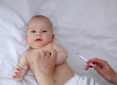 Očkování dětí může začít. Ale má to podmínku, upozorňuje exministryně Kovářová