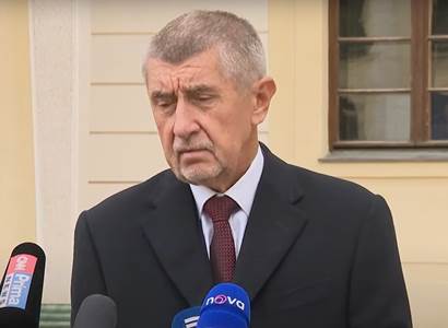Režisérka svolala demonstraci proti Babišovi: 8 lidí, 15 minut