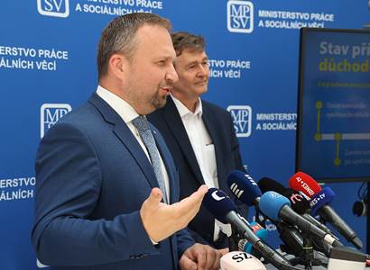 Ministr Jurečka: Upravujeme délku pobytu dětí mladších čtyř let v zařízení