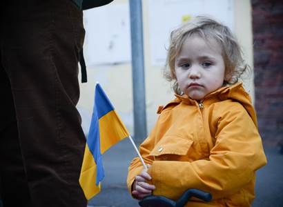 Zatnout zuby a pomoc uprchlíkům z Ukrajiny. Prospěje nám to, řekl odborník