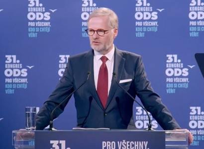 Petr Fiala obhájil pozici v čele ODS. Sto delegátů mu nedalo hlas