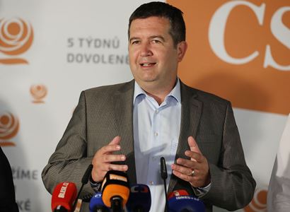 Ministr Hamáček: Hasiče trápí, že nemohou nosit státní znak