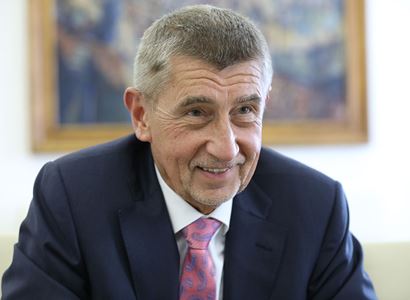 „Pane Babiši, vzkažte něco hezkého Mikuláši Minářovi...“ A toto se stalo. Vánoce, nevánoce