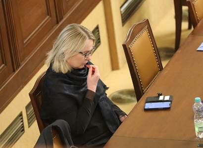 Ministryně Černochová: Držet se striktně pravidel Severoatlantické aliance