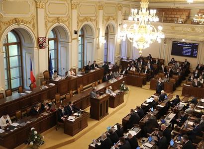 Sněmovna bude mít napilno: Vojáci na Slovensko nebo úlevy za pomoc Ukrajině