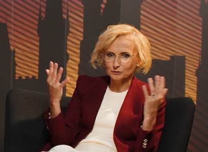 Pohybují se ve školách, kam posíláte děti. Konečná k „řevu“ neziskovek