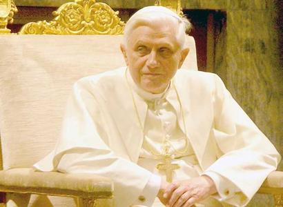 Zemřel papež Benedikt. První po staletích, který odstoupil