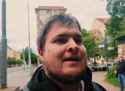 Toto říkal mé nezletilé dceři. Nikomu bych to nepřál. Rajchl promluvil o Pšenákovi